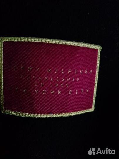 Пальто женское. Томми Хильфигер