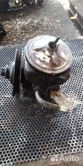 Насос гур Mercedes-Benz W123 W123 OM615