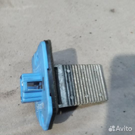 Резистор (сопротивление) печки Шевроле Лачетти