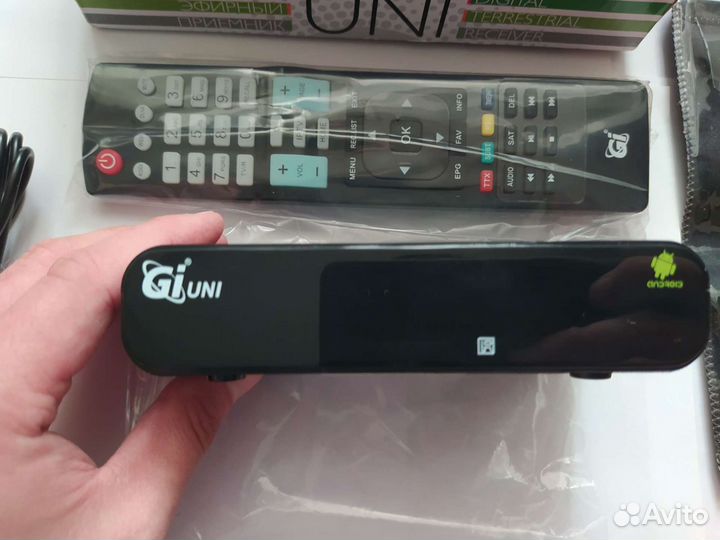 Смарт тв приставка андроид Gi uni