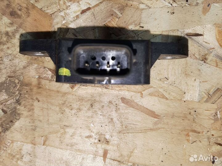 8651a059mitsubishiдатчик курсовой устойчивости