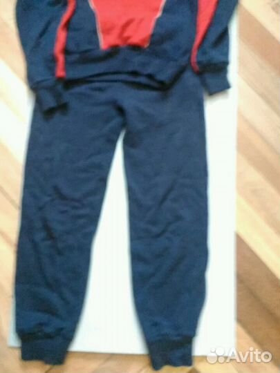 Шерстяной спортивный костюм