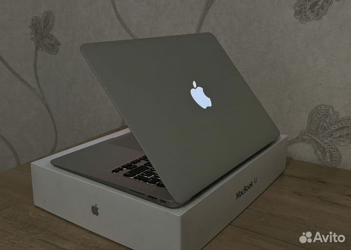 MacBook Air 13 (2017),128г6,Intel HD Graphics 6000