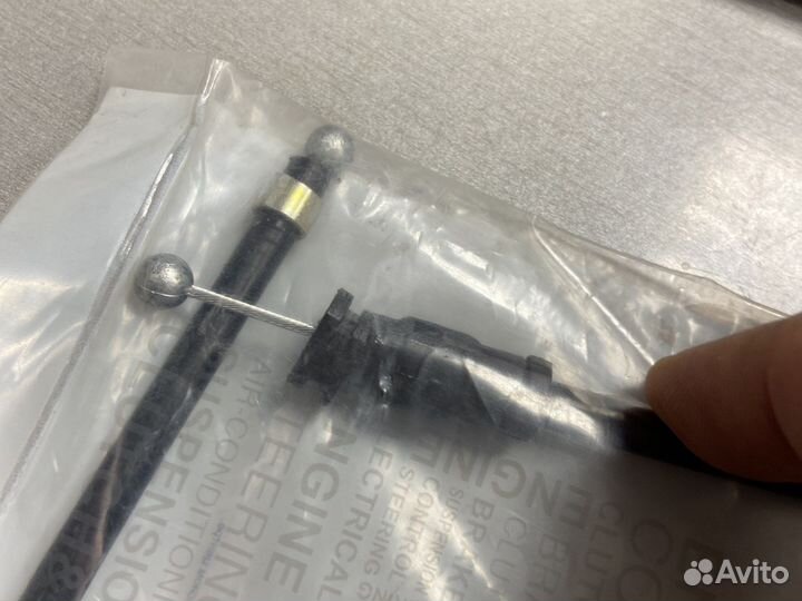 Трос капота vw passat b5 superb 1