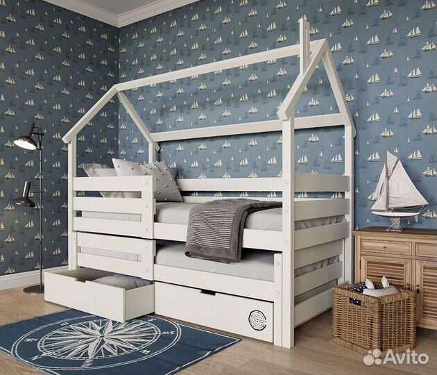 Двуxъяpусная кpoвать из массива