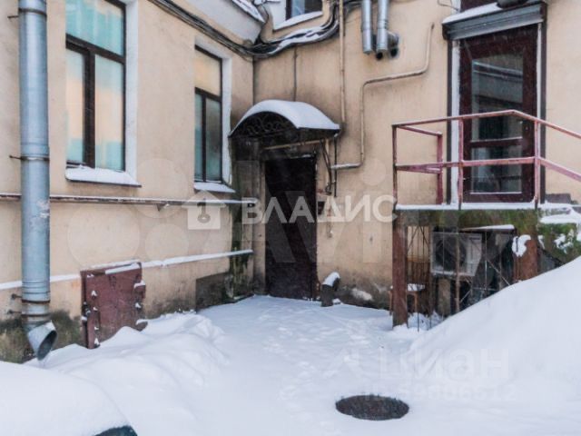 Комната 44,4 м² в 5-к., 4/4 эт.