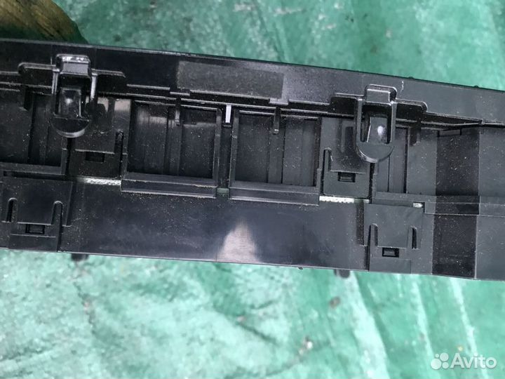 Блок упр-ния клим-ой уст-кой Nissan Qashqai (J11)