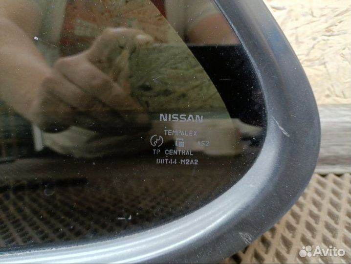 Стекло двери заднее левое Nissan Sunny FB15 QG15