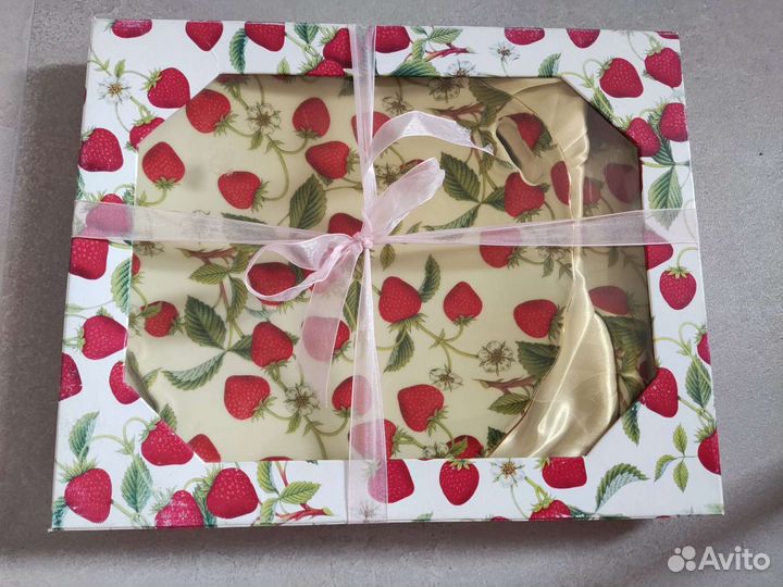 Тортница с лопаткой