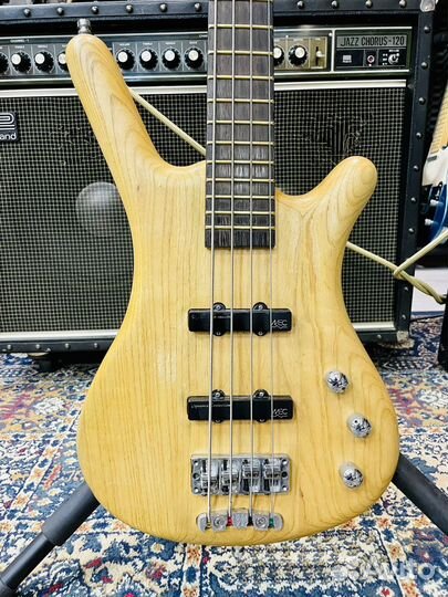 Бас гитара warwick corvette stanadard