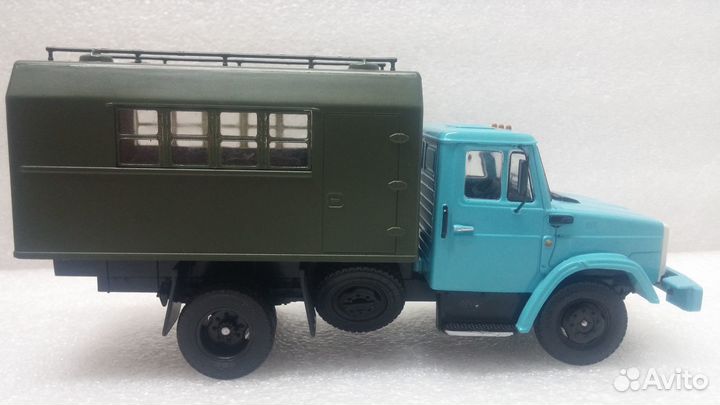 1:43 ЗИЛ-4333 кунг
