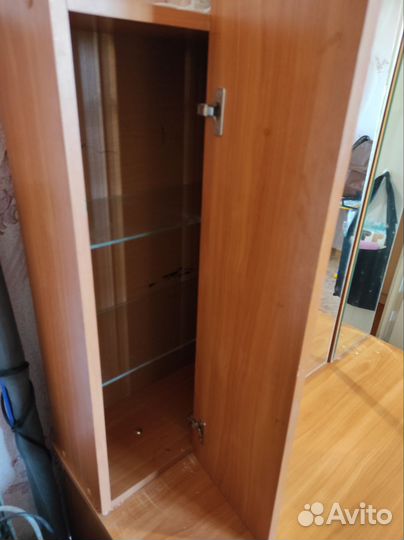 Зеркало. Дамский столик