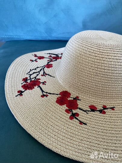 Шляпа флоппи с широким полем