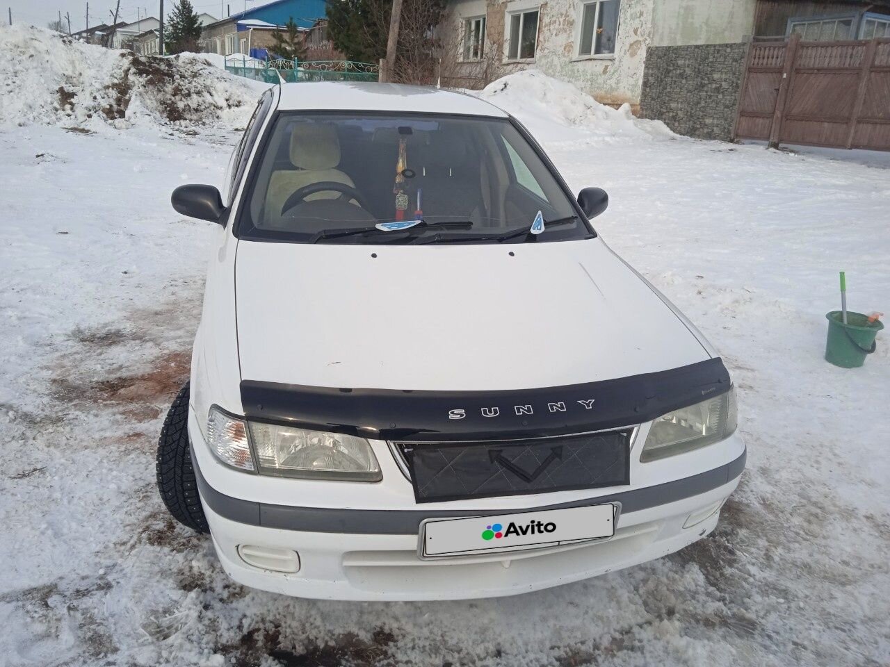 Nissan Sunny: фото владельца