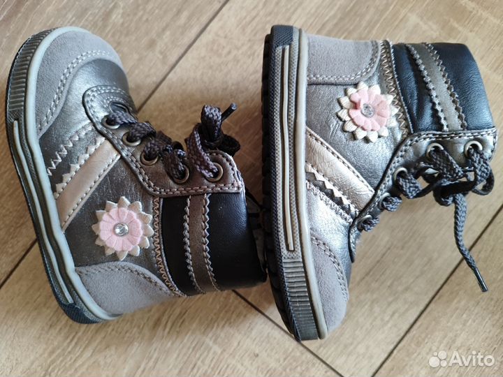 Ботиночки детские бронь