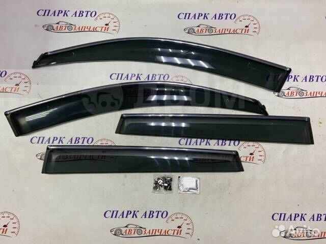 Ветровики на двери Toyota RAV 4 05-08 в Хабаровске