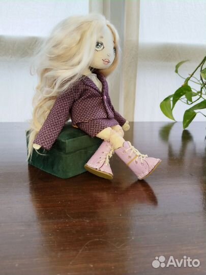 Кукла текстильная