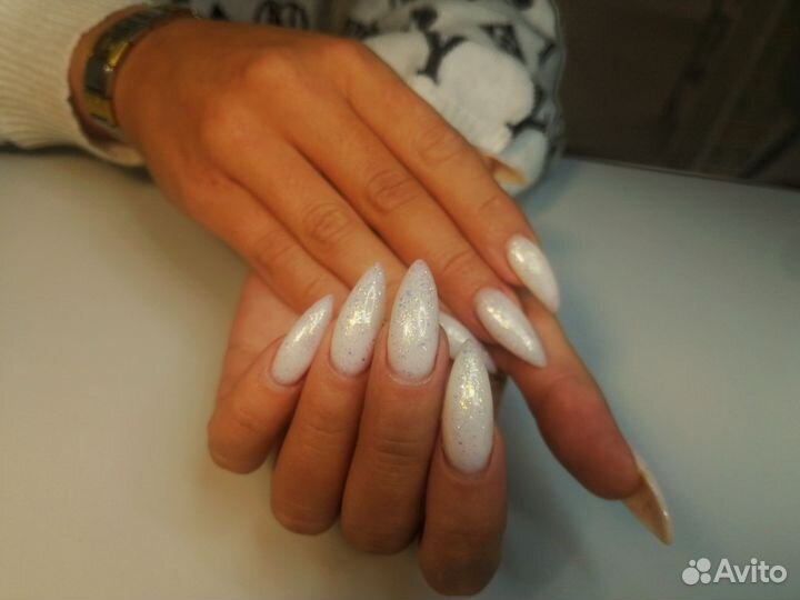 Маникюр и педикюр