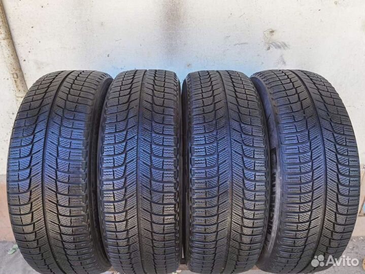Michelin X-Ice 215/60 R17 99V