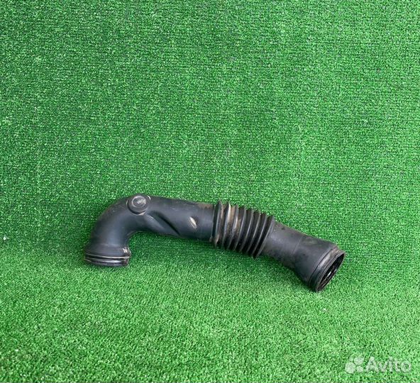 Патрубок воздушного фильтра Ford Fusion