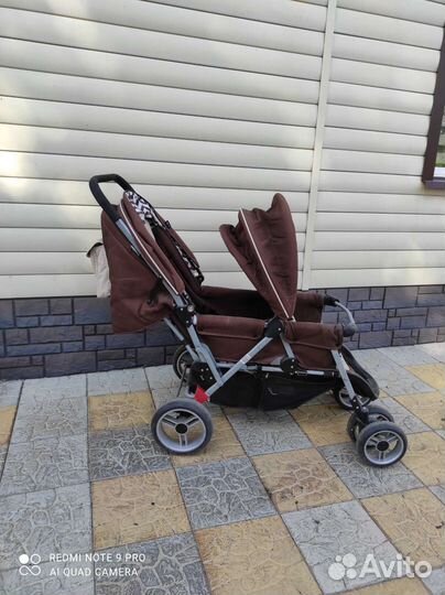 Коляска для двоих