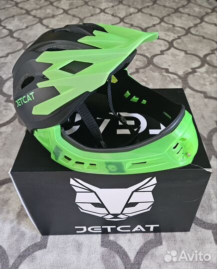 Детский велошлем Jetcat Hawks