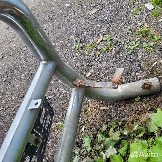 Кенгурятник на машину