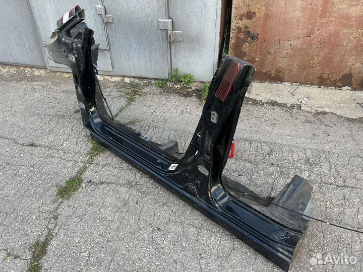 Порог левый honda civic 4D