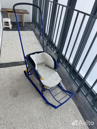 Детские санки с колесами