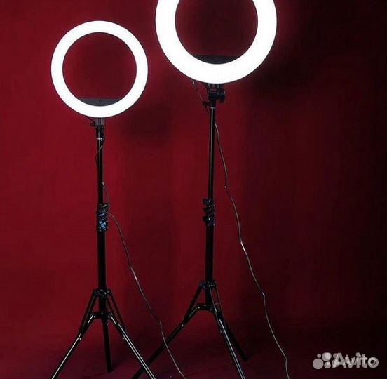 Лампа кольцевидная с держателем для смартфона