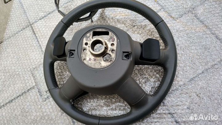 Руль с лепестками Audi A6 C6