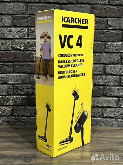 Вертикальный пылесос новый