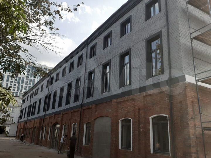 Здание, 1214.3 м²