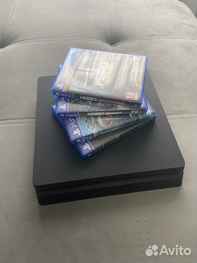 Sony PS4 slim 1tb