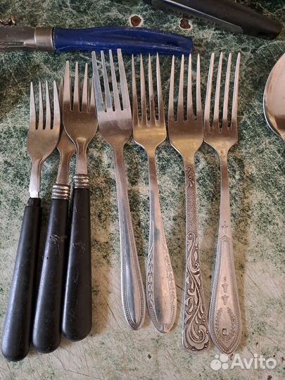 Пакетом Столовые приборы