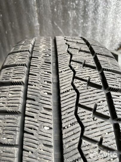 Sailun Ice Blazer Arctic 215/45 R17