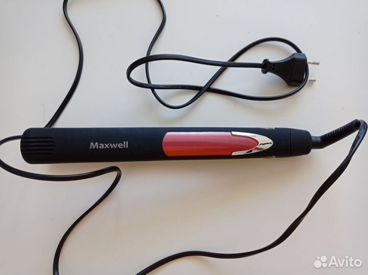 Выпрямитель для волос новый