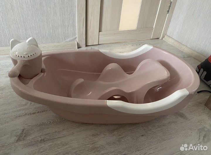 Детская ванночка для купания с горкой