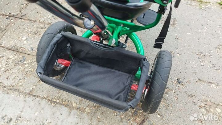 Велосипед трехколесный с ручкой