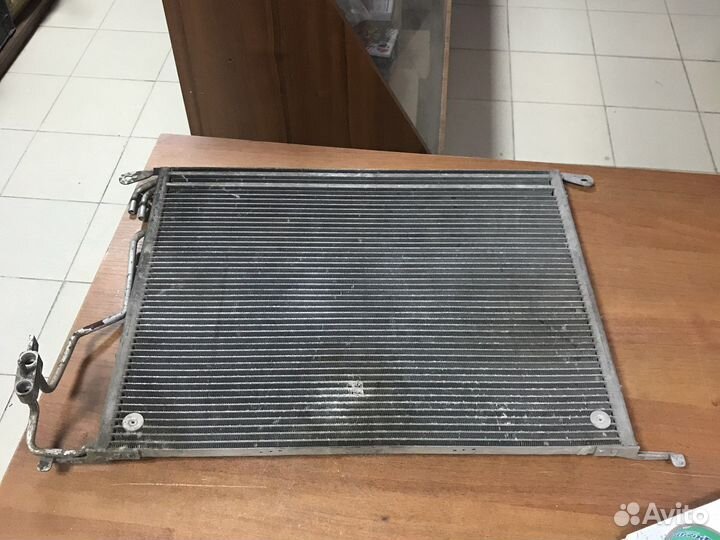 Радиатор кондиционера (Конденсатор) Mercedes W220