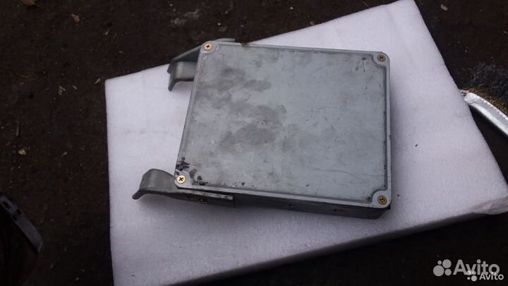 Блок управления двигателем 5VZ Toyota LC Prado 90