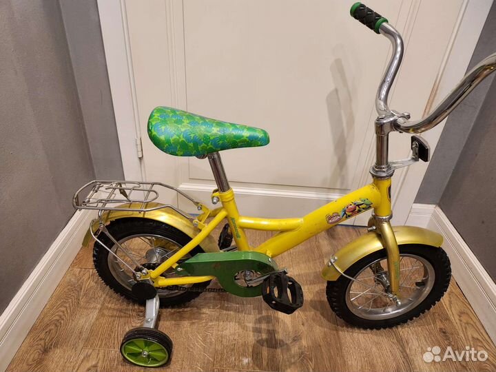 Детский велосипед четырехколесный