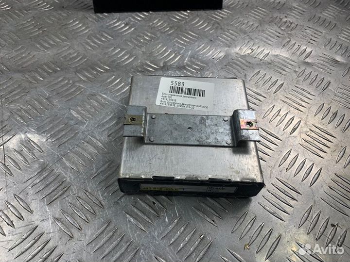 Блок управления двигателем Audi 100