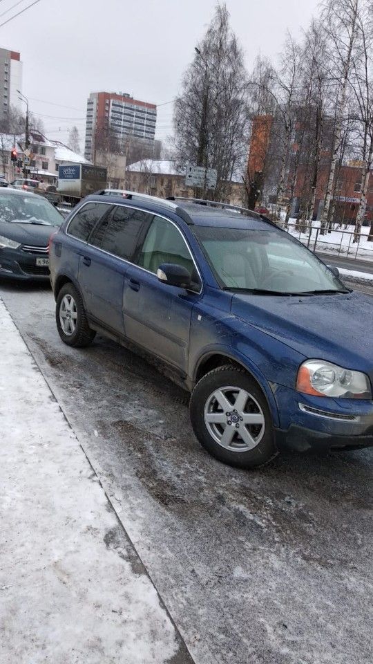 Volvo XC90: фото владельца