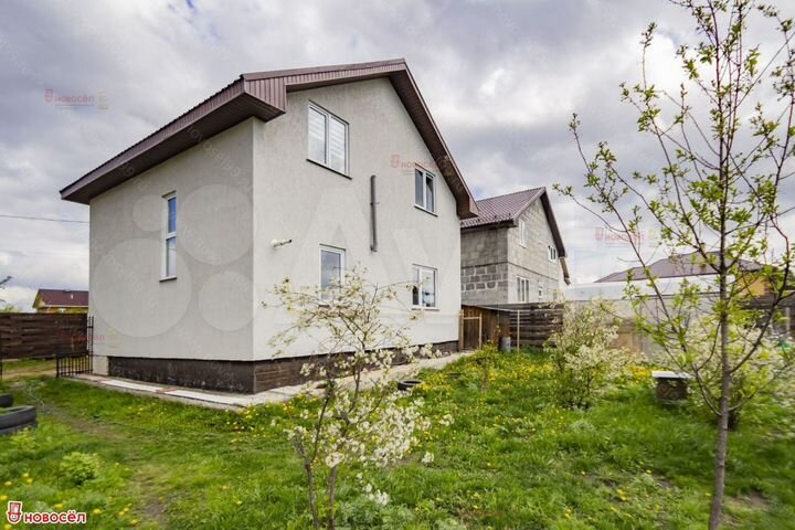 Коттедж 124 м² на участке 6 сот.