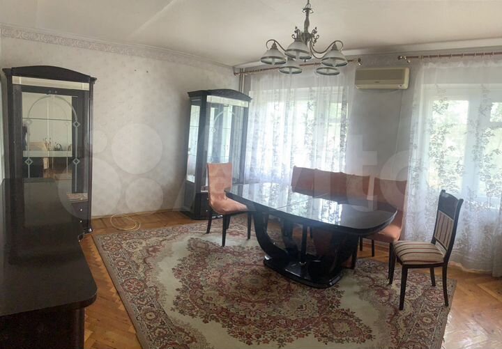 4-к. квартира, 92,7 м², 2/5 эт.