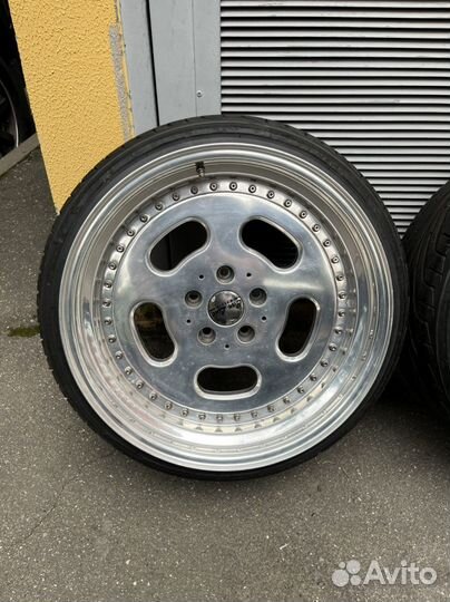 R18 Triangle TR968 215/35, PCD 5x112 DIA 72.5