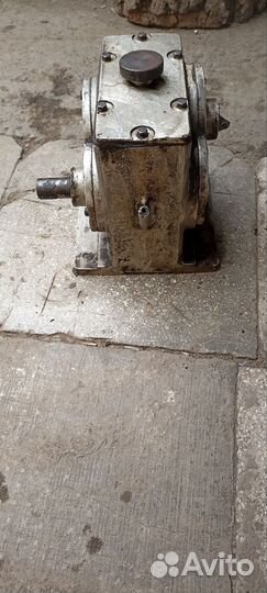 Продам редуктор рабочий