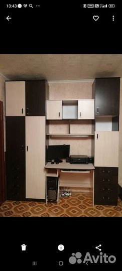 Шкаф и стол компьютерный