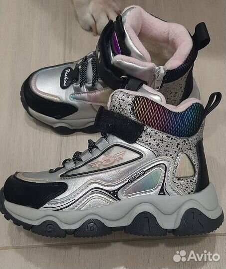 Ботинки зимние для девочки 29 размер